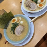 横浜家系ラーメン 清六家 石岡店 - 