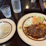 マルクル - 日替りﾗﾝﾁ(とんかつ､¥900)