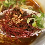 坦々麺 錦ちゃん - 具材リフト