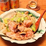 丸重商店 - 鶏とアスパラのビール炒め