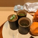 銀座 しのはら - スモークサーモンのみぞれ酢和え、焼き茄子、もずく酢