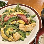 ランチハウス たまご - ゴーヤチャンプル定食 おかず大盛。