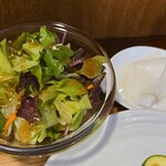 キッチン ブルー グローブ - サラダ、お新香のアップ