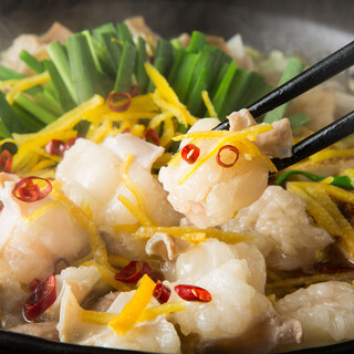 薬院 柚子もつ鍋と馬刺し 松葉_2