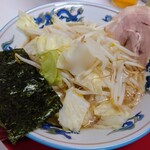 ラーメン内山 - 令和6年8月 営業時間(11:00〜19:00)
みそラーメン 税込500円