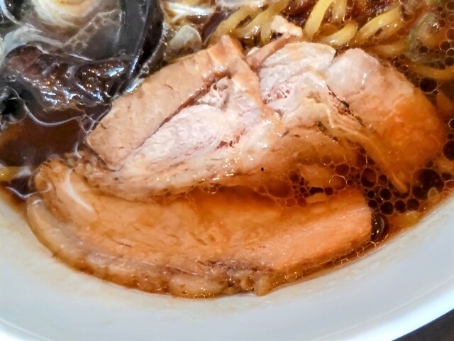 麺屋 雷文 - 糸井（ラーメン）の写真