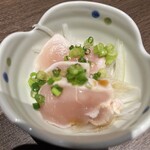 タンテール富士 - お通し　鳥刺身