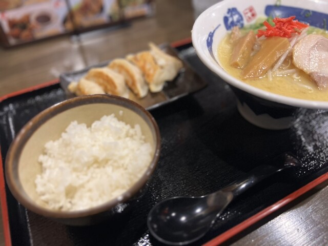福ちゃん 西山店 - 遠州病院/ラーメン | 食べログ