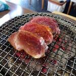 ふぐと沖縄 あら垣 - 目の前で焼いてくれます