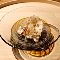 温石 - 炭火焼きの新蓮根 ずんだ和えで