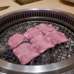 江戸焼肉 - 