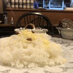 トマト - ビーフタンカレー（側面）