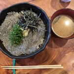 しらすや 腰越漁港前店 - 