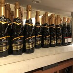 アマルフィイ・モデルナ - 