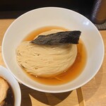 らぁ麺や 嶋 - つけ麺:鰹昆布水に纏ってます