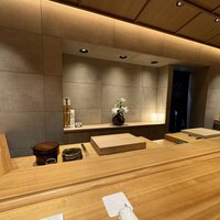 鮨 匠海 - カウンター８席です