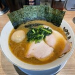 ラーメン 野良裏家 - 