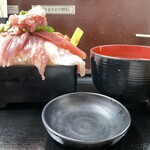 海鮮重 御殿様 - 御殿様重（大）＋あら汁 1,000円＋100円