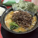 家系ラーメン 王道家 本店 - 