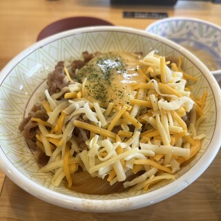 SUKIYA Juhachigo Karuizawa Ten - Creamy Three-Cheese Gyudon