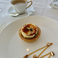 東京會舘 銀座スカイラウンジ - スカイラウンジ型ガトー