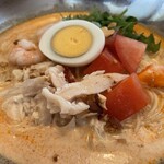ガスト - 濃厚トムヤム豆乳クリーム冷麺　900円