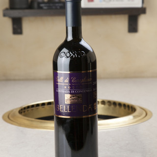 ワインも種類豊富！イタリアン全20州が置いてあります♪