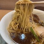 中華そば 深緑 - 麺リフト。