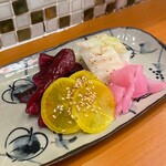 もつ焼き煮込み ボブ - 