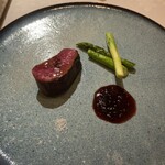 FRUTTO - 夏鹿　アスパラガス　ベリーソースが絶品♪