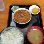 永井食堂 - もつ煮の色がよそと違う！