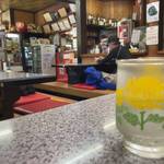 かない亭 - 店内