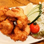 居酒屋 さか盛 - 鶏の唐揚げ