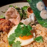 草木万里野 - 料理写真:アジアンプレート