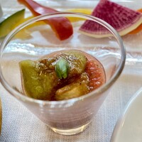 サーラ アマービレ - ガスパチョには大きなごろっと茄子