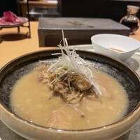 銀座 焼 新潟屋 - 名物もつ煮