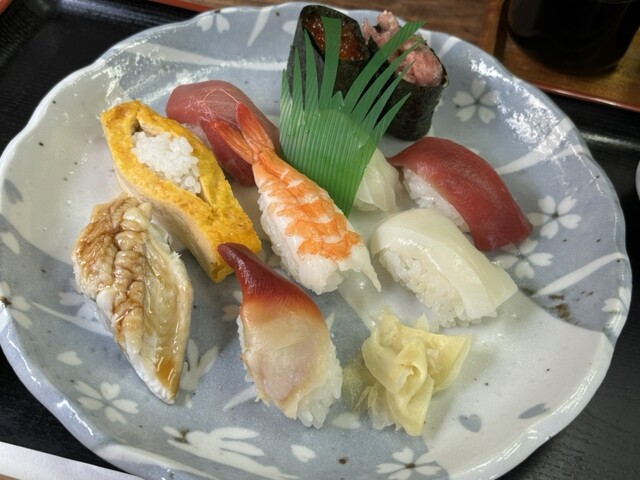 Hachioji Sogo Oroshiuri Center Ichiba Zushi Taka photo 4