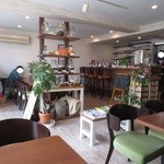 Nanako Hirosuta - 店内