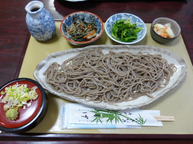 中粗挽き十割の素晴らしい蕎麦を頂けますよ By Noz 十割 手打ちそば しげ邸 置賜 そば 食べログ 中粗挽き十割の素晴らしい蕎麦を頂けますよ By Noz 十割 手打ちそば しげ邸 置賜 そば 食べログ