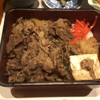 すき焼き十二天 - すき焼き重