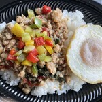 ザ・ビッグ - 料理写真:ガパオライス