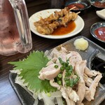 鶏豚キッチン むしゃむしゃ - ガツ刺しと しろタレ