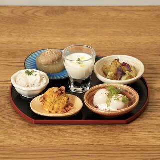 和食の定番“おばんざい”を洋食の技法で美味しくアレンジ