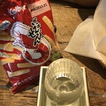 麹町いづみや しろ - カルビーかっぱえびせん ・甲子 アップル 純米吟醸 ¥