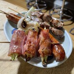 やきとりあきづき - ネギ巻き、下足、ウインナー、砂ずり