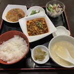 松の樹 - ランチスペシャル