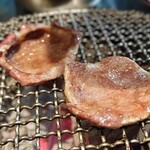 炭火焼肉ホルモンさわいし - 