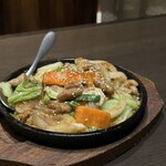 和牛・牛タン・地鶏×個室 鶴龍 - 