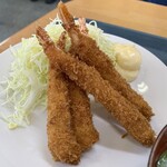 うどんと丼 ふる里 - エビフライ定食   990円