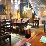 Antique Café on ℃ - 店内の雰囲気